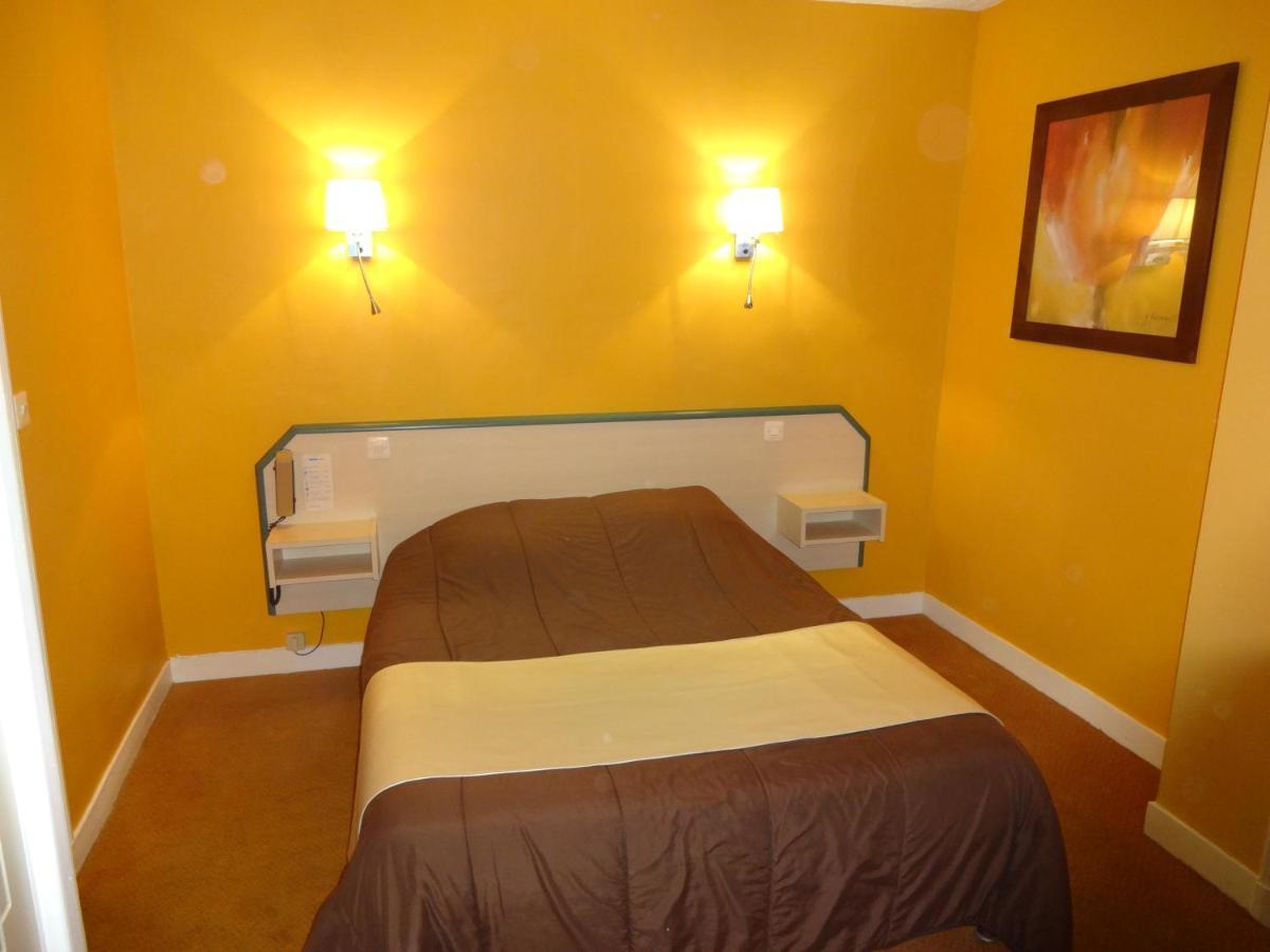 Hotel La Champagne Ardenne Cabourg Buitenkant foto